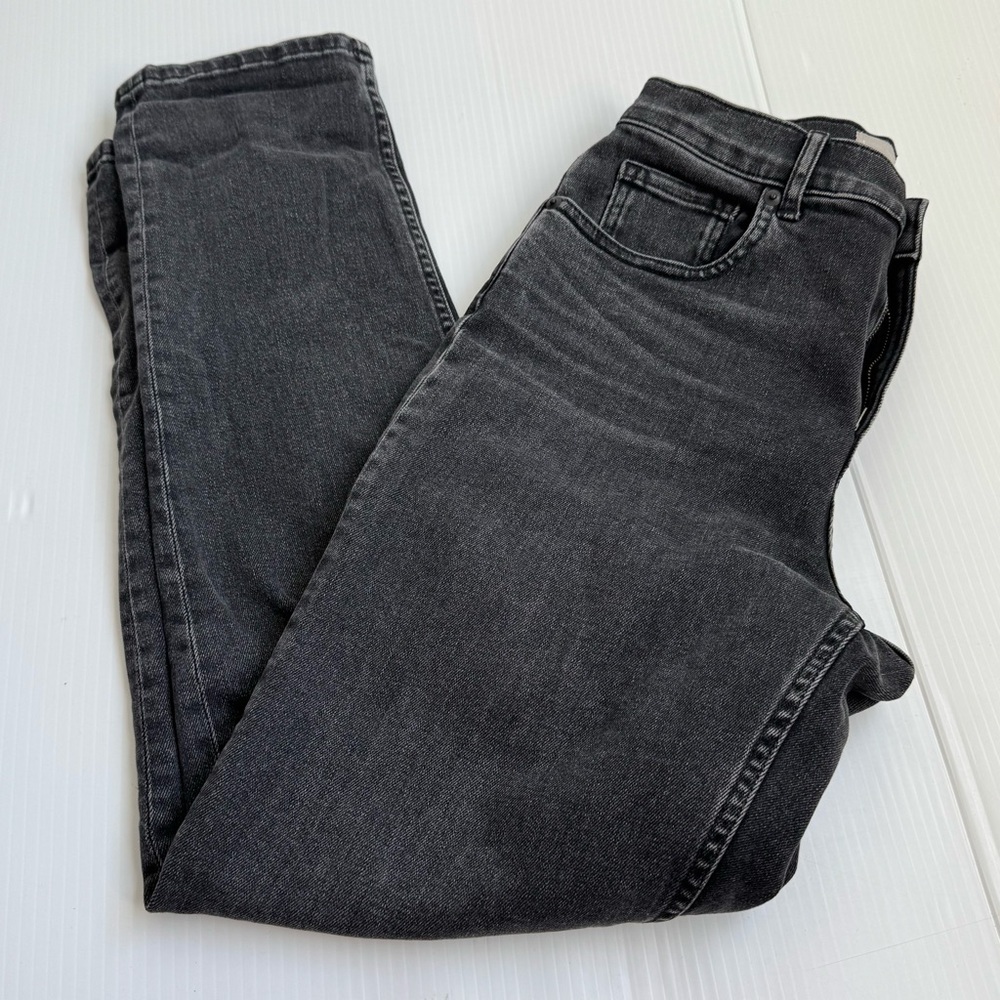 Everlane high rise Straight Leg Jeans in Washed Black